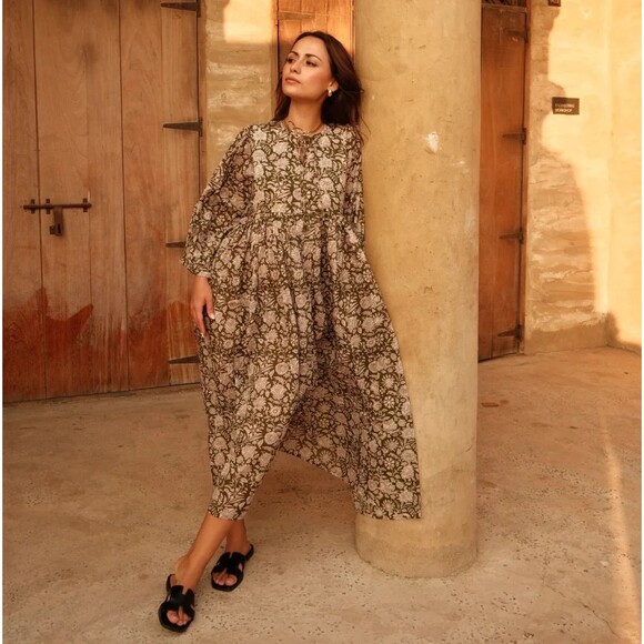 House of Sundar Maya Midi Dress Olive Women’s XS Green Boho Floral - Picture 1 of 8